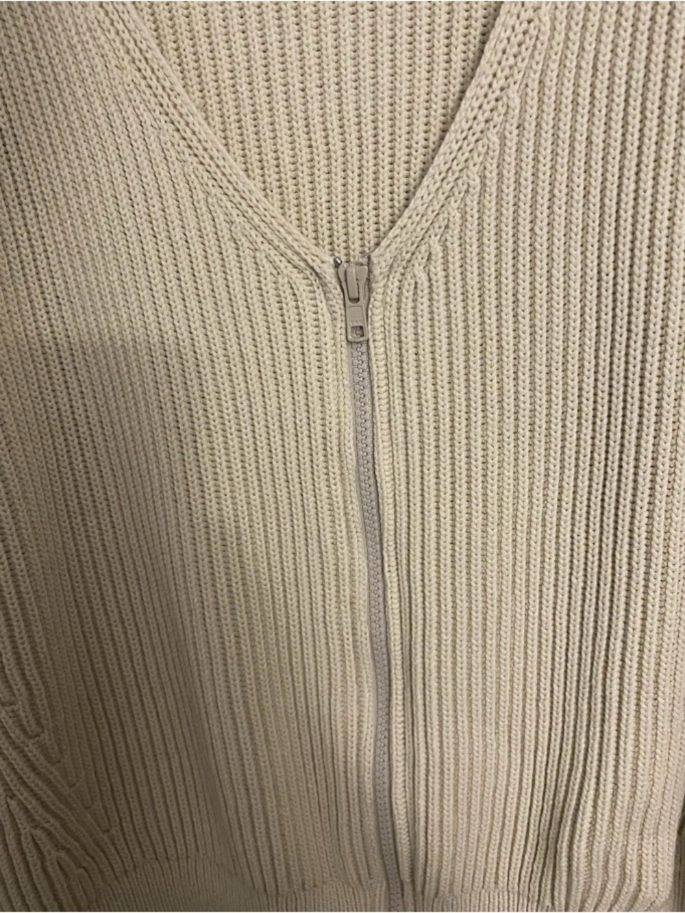 Tan Zip-Front V-Neck Ribbed Sweater - Picture 4 of 6
